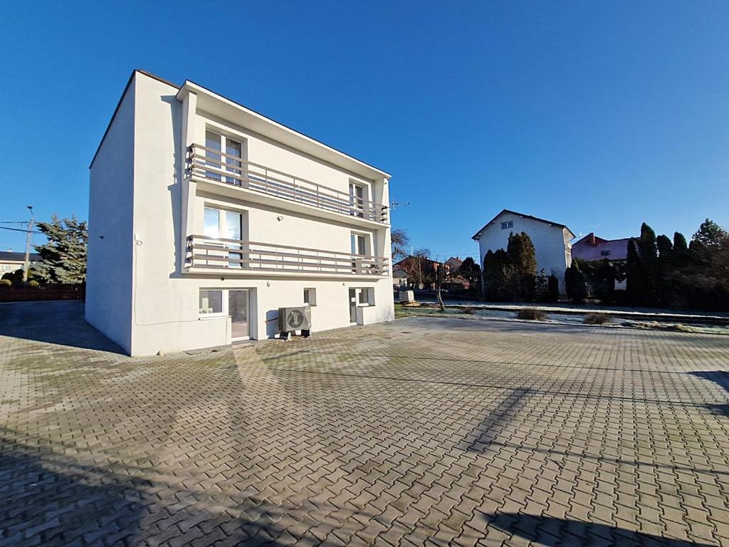 Noclegi Kielce - Dom Nad Rzeka - Pokoje Εξωτερικό φωτογραφία